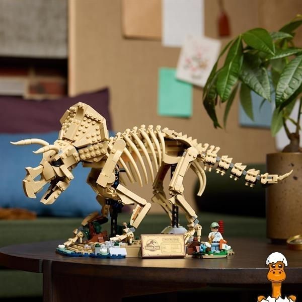 Мамалюк - Конструктор LEGO&reg; Jurassic World Скам'янілості динозаврів: трицератопс 1154 деталей (77985) LEGO A4-77985