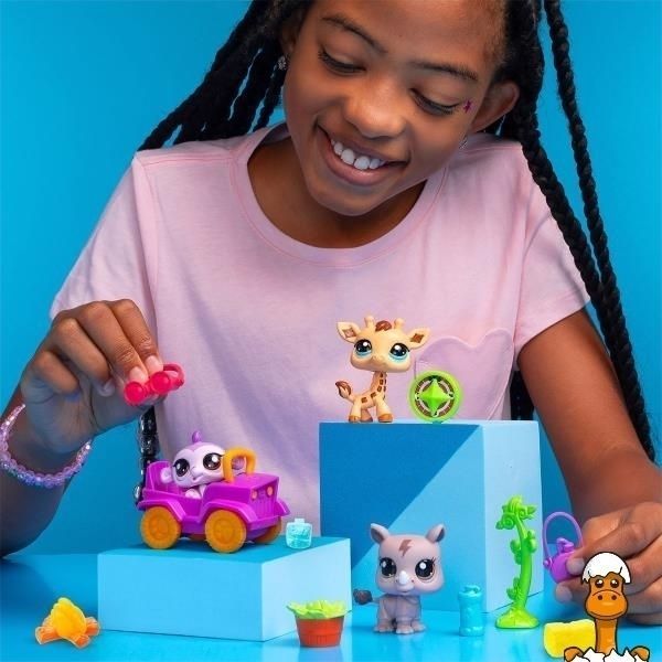 Мамалюк - Набір фігурок Littlest Pet Shop Сафарі з аксесуарами (00524) Littlest Pet Shop A4-00524