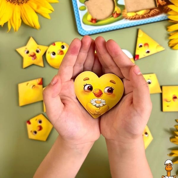 Мамалюк - Дерев'яний пазл-вкладиш Курчата геометричні фігури Ubumblebees Ubumblebees RT2-PSD163