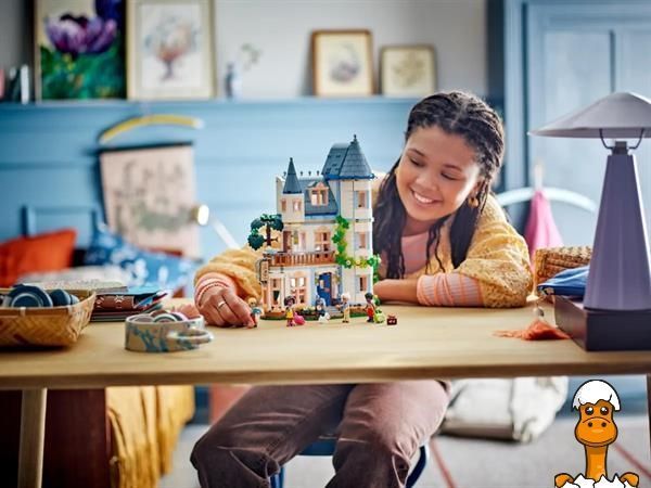 Мамалюк - Конструктор LEGO Friends Замковый отель Ночевка и завтрак (42638) LEGO A4-42638