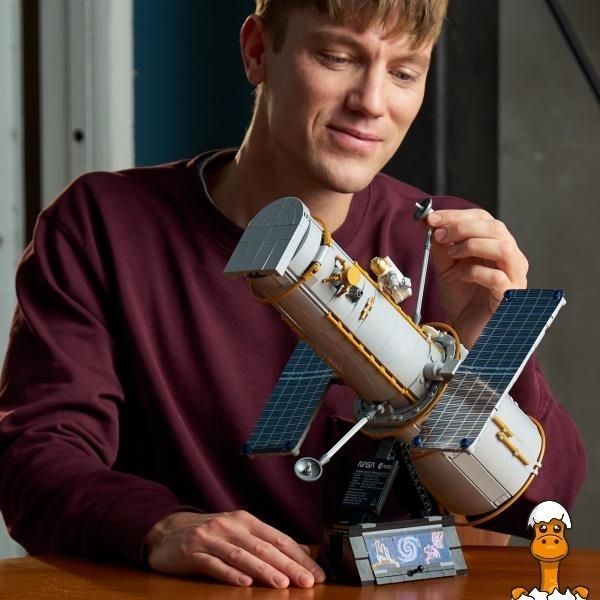 Мамалюк - Конструктор Космический телескоп &laquo;Хаббл&raquo; LEGO&reg; Icons (11382) LEGO A4-11382