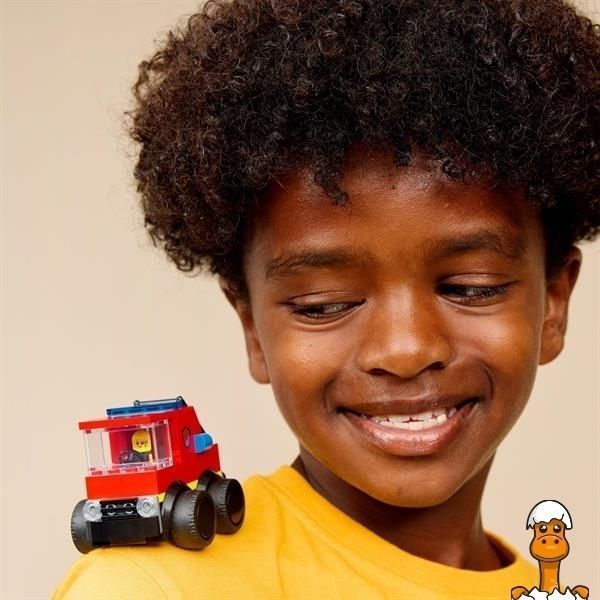 Мамалюк - Конструктор LEGO City Автомобили &mdash; Пожарная машина 67 Деталей (60482) LEGO A4-60482