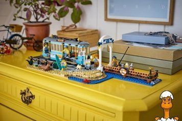 Мамалюк - Конструктор LEGO&reg; City Класичний трамвай до пляжу - Іграшки-потяги 693 деталі (60506) LEGO A4-60506