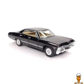 Мамалюк - Інерційна машинка Chevrolet Impala 1967 масштабу 1:36 чорна Kinsmart Kinsmart RT2-KT5458W-2-BLACK
